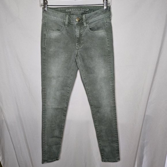 Womens American Eagle AEO Olive Green Super Super Stretch Jegging Size 2 Short - Picture 1 of 11